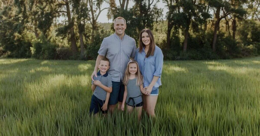 Captions for Family Pictures That Highlight Togetherness