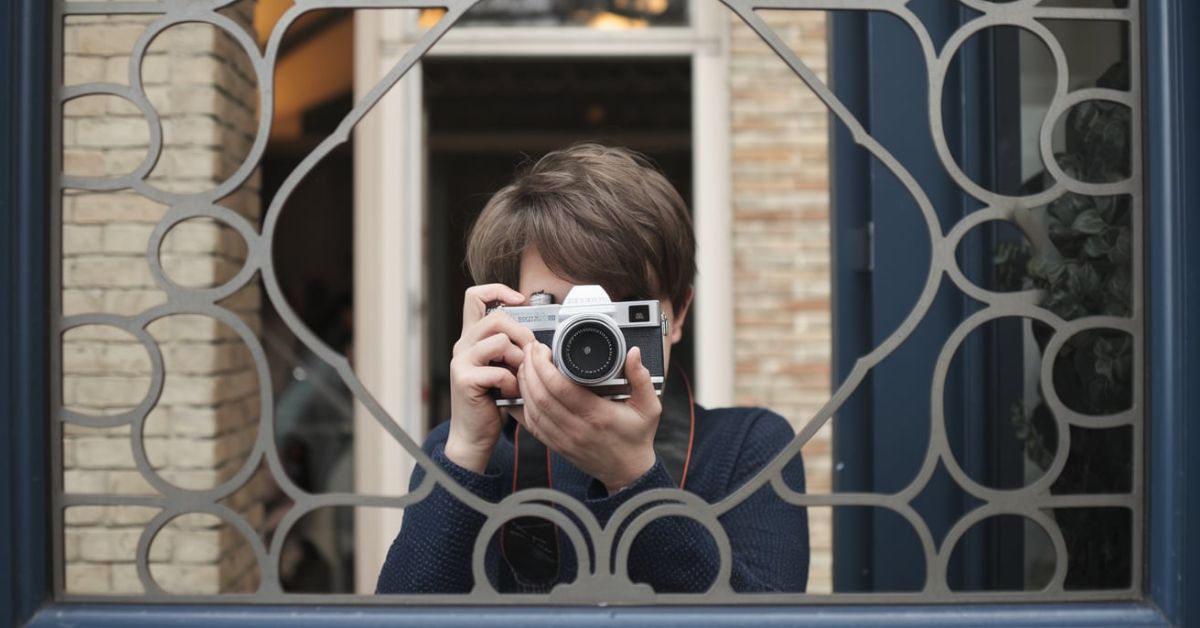 Nature-Inspired POV Captions for Outdoor Photos